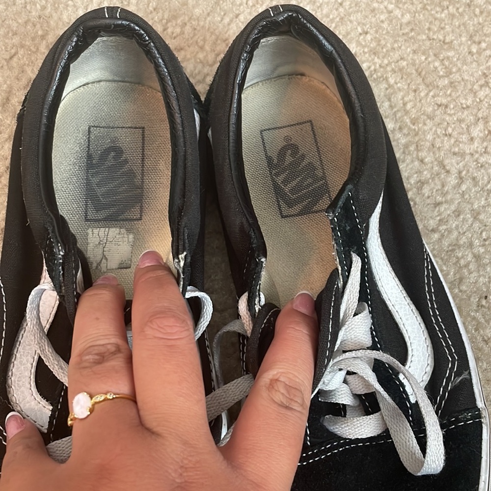 Vans - Picture 5 of 5